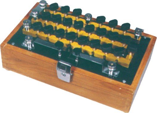 Post Office Box Wheatstone Bridge product photo